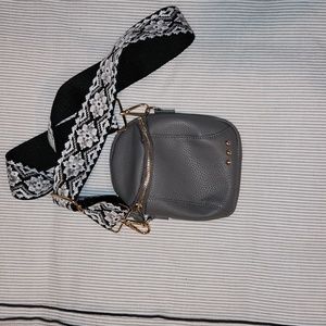 Pretty Simple Crissbody Bag